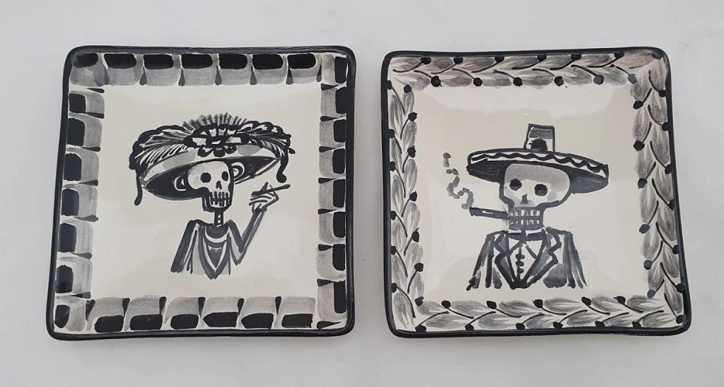  190905-35-mexican-ceramic-plates-tapas-plates-pottery-hand-made-mexico-amazon-catrina-decorative-halloween-day-of-dead