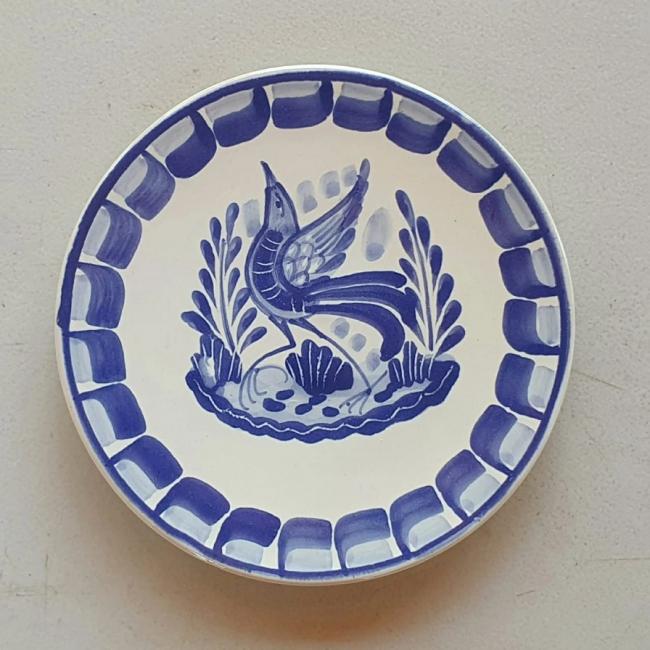  200407-02-mexican-plates-talavera-pottery-folk-art-hand-thrown-amazon-gorky-workshop-bird-motive