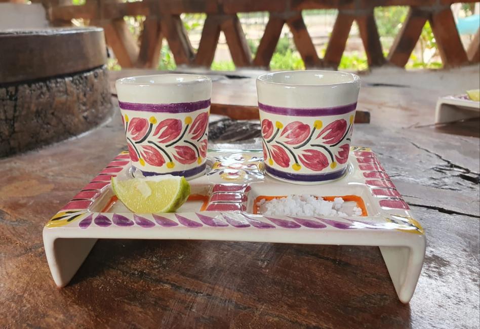  200622-05-03-mexican-pottery-ceramic-tequila-set-for-party-fathers-day-gift-majolica-made-in-mexico-purple-colors