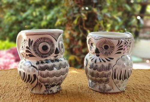  200630-10-01-mexican-mugs-owl-shape-decorative-tableware-black-majolica-mexico