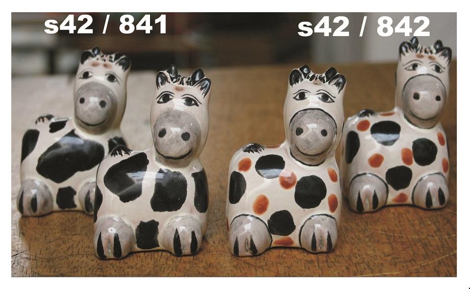  mexican ceramic mexican potttery folk art talavera Gorky Gonzalez Cow<br>Salt & Pepper Shaker Set