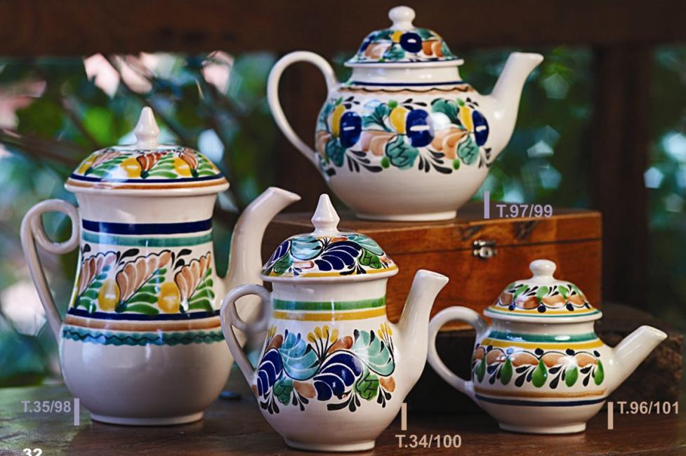 mexican ceramics potttery handcrafts art talavera Mayolica Gorky Gonzalez 