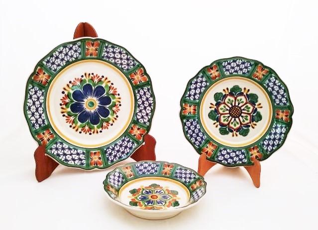  mexican ceramic mexican potttery folk art talavera Gorky Gonzalez Tableware Flower Shape<br>3 pieces<br>Individual