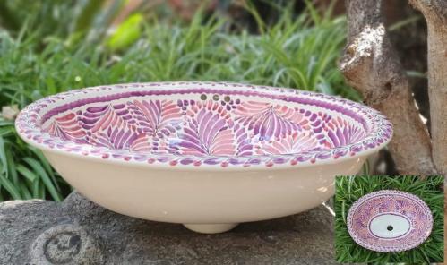 bathroom-sink-oval-handcrafted-handpainted-mexicanpottery-ceramics-gorkypottery-beutifulpieces-bathroomsetups-decor-bathroomsetup