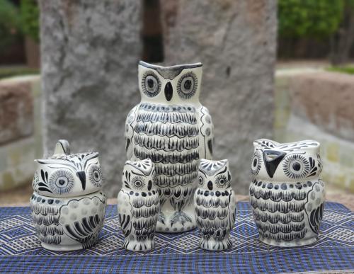  black-owl-mexican-ceramics-crafted-art-majolica-sugar-creamer-table-decor-farm-gifts