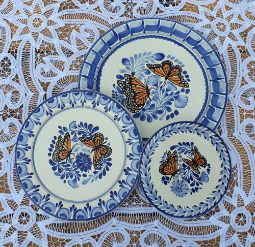  butterfly-dish-set-plate-dinner-salad-table-accent-blue-and-white-fortwo-gifts-wedding