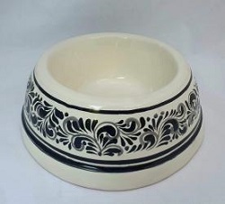 mexican-pottery-hand-thrown-majolica-hand-made-mexico-dog-bowl-black