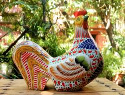 rooster-ceramic-table-handcrafts-farm-cottage-ranch-decor-figure-talavera-majolica-guanajuat-mexico