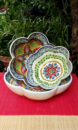 set-of-3-flower-shape-design-serving-salad-bowl-wedding-gifts-art-majolica-3