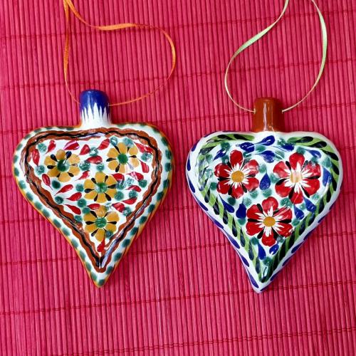  christmas-gifts-ornaments-for-tree-handpainted-ceramic-heart-set