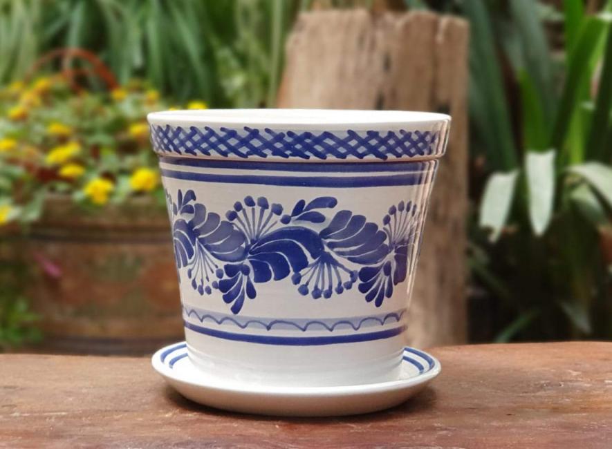  flowerplatter-maceta-handthrown-handmade-hand-painted-mexican-pottery-gorkypottery-flowers-garden-blueandwhite-garden-decor-flowerpot-decoration