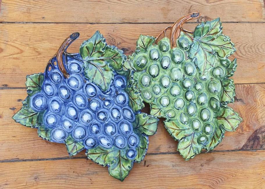  grapes-snack-ceramic-dish-plate-handmade-handpainted-gto-mexico-tabledecor-tableware-amazon-gifts-mom-friends-talavera