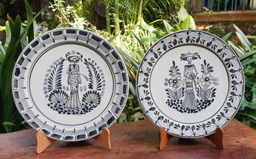  mexican-catrina-plates-black-and-white-art-halloween-skeletons-decor