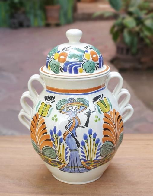 mexican-ceramic-pottery-decorative-vase-hand-crafts-amazon-halloween-day-of-dead-catrina-pattern-guanajuato-mexico