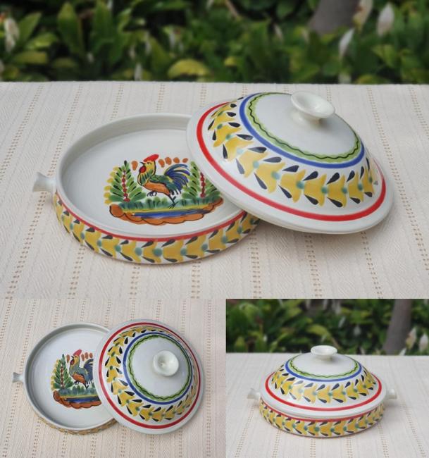  mexican-ceramic-tortilla-holder-rooster-motive-majolica-talavera-mexico