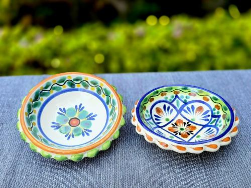  mexican-ceramics-flower-saucer-bowl-happy-designs-gto-art-1-1