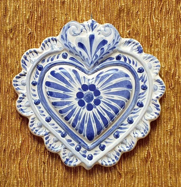  mexican-ornament-love-heart-red-hand-crafts-pottery-hand-made-mexico-decorative-christmas-nativity-talavera-majolica-blue-amazon-2