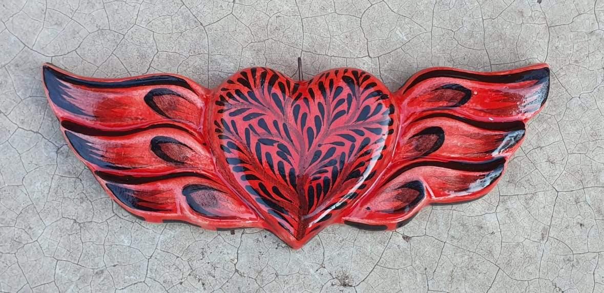  mexican-ornament-wings-heart-red-hand-crafts-pottery-hand-made-mexico-decorative-christmas-nativity-talavera-majolica