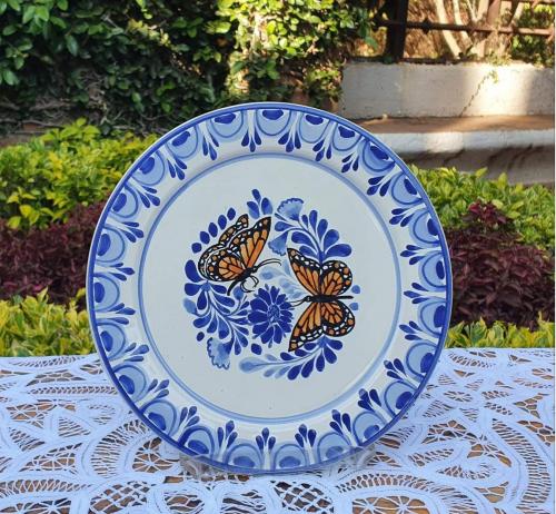  mexican-plate-butterfly-dinner-salad-table-accent-blue-and-white-4