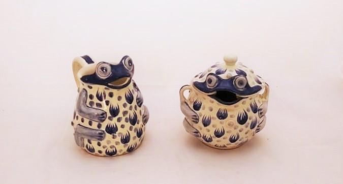  mexican-pottery-ceramic-majolica-tableware-frog-sugar-and-creamer-hand-made-mexico-blue-talavera