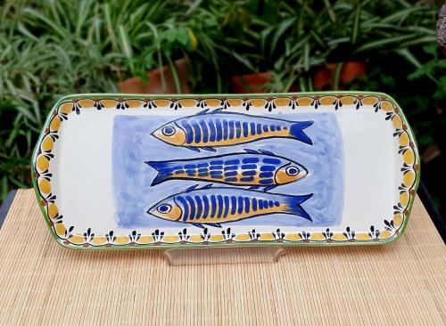 mexican-trays-ceramics-sardines-sea-design-gift-from-mexico-handcrafts-trable