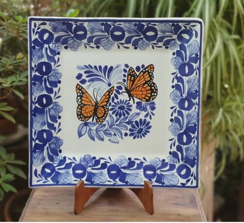  square-plates-pottery-tableware-summer-butterfly-blue-talavera-handpainted