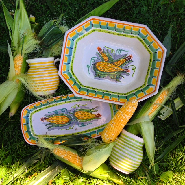 mexican ceramic mexican potttery folk art talavera Gorky Gonzalez Display simple pleasures